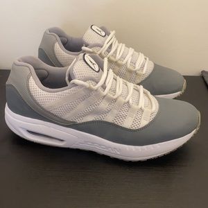 Jordan CMFT 11 Viz Air Grey/White Size 9